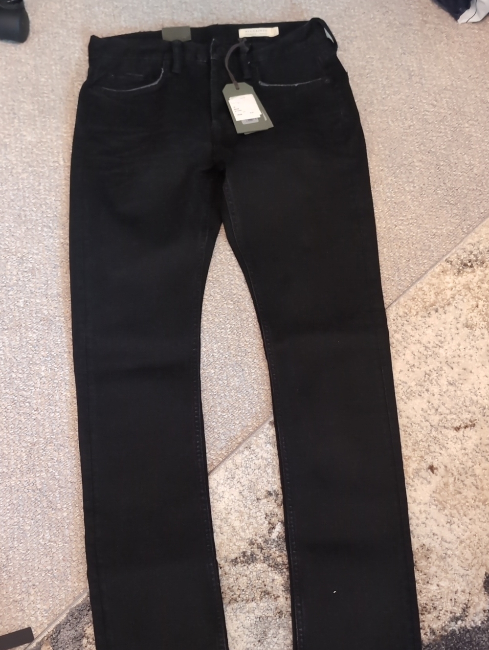 Black Skinny Jeans - Classic Slim Fit